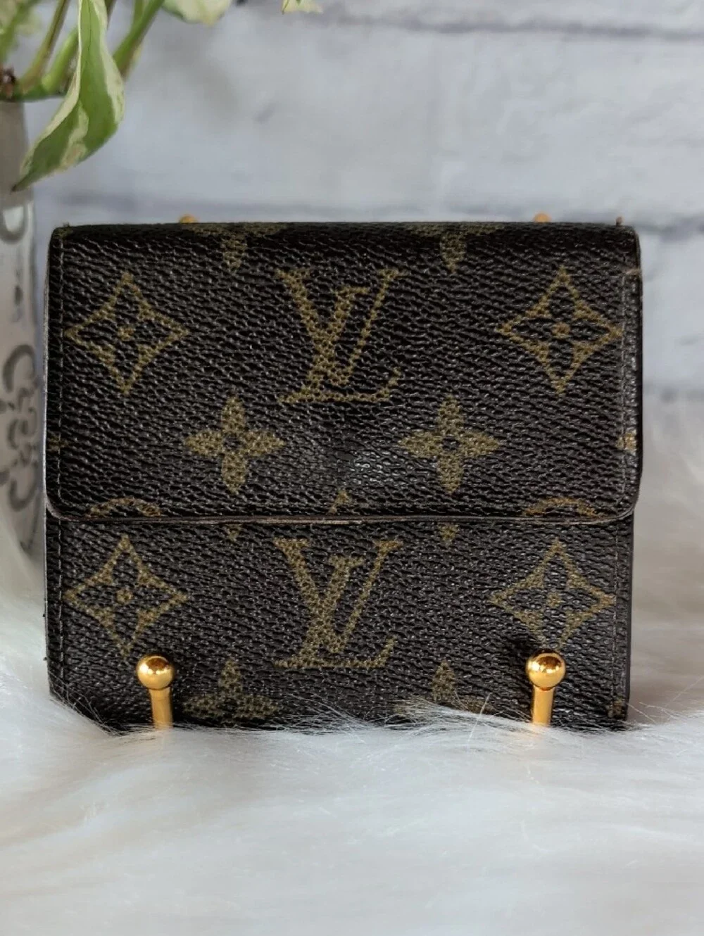 Authentic Louis Vuitton Monogram Compact Snap Wallet in Brown and Gold - Picture 3 of 9